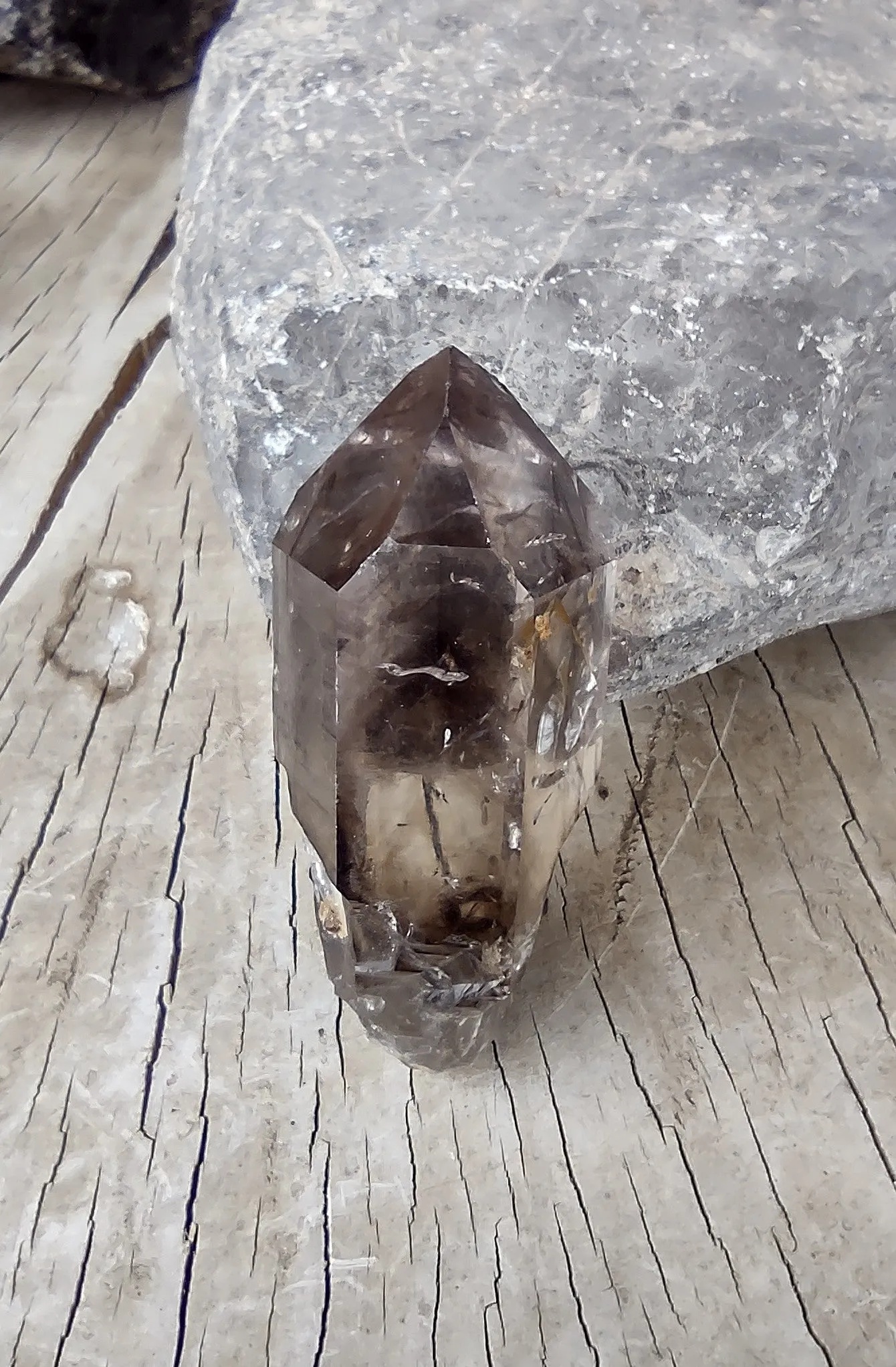 132.9 G SMOKY QUARTZ WITH STACKED PHANTOMS