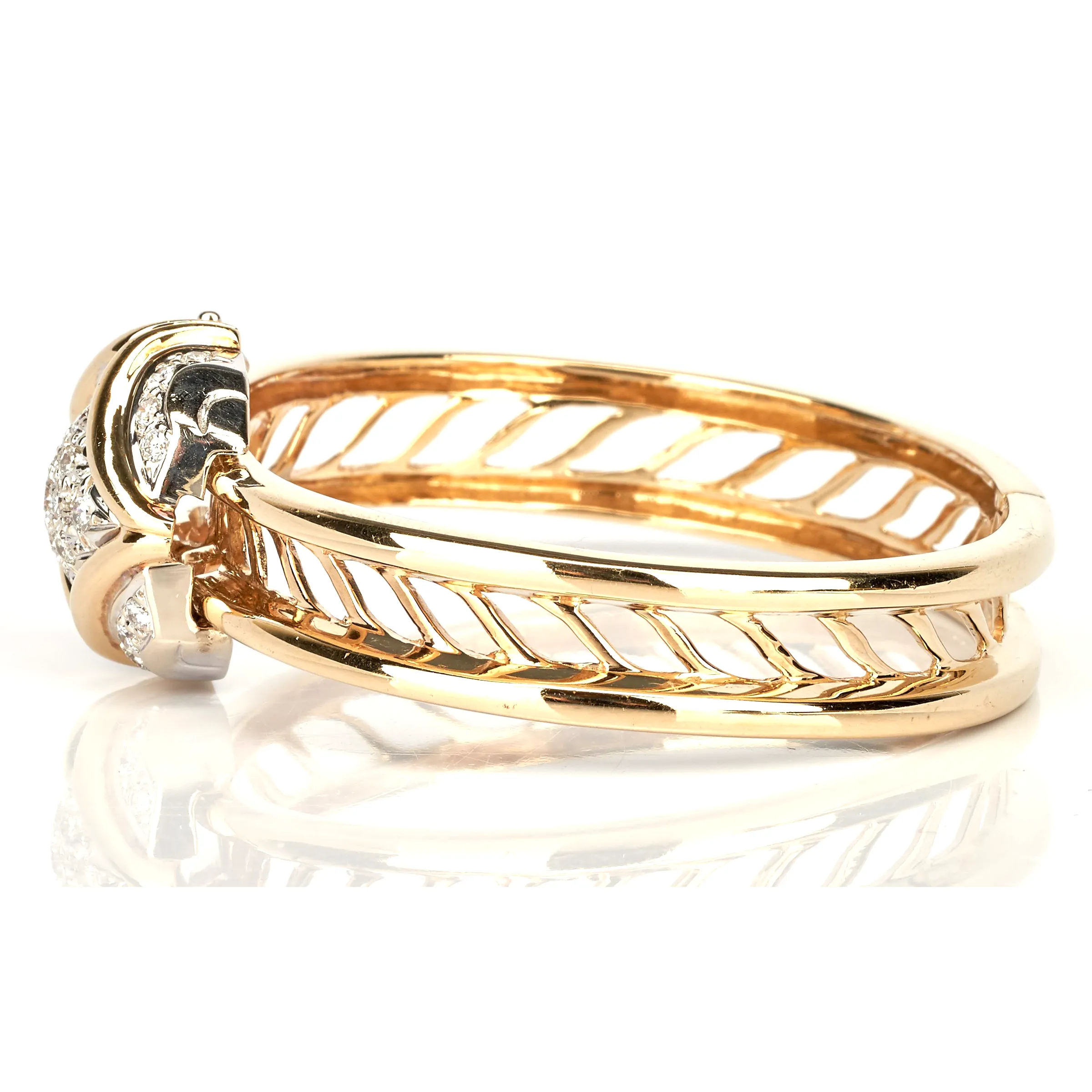 14kt Yellow Gold Diamond Clasp Bangle Bracelet