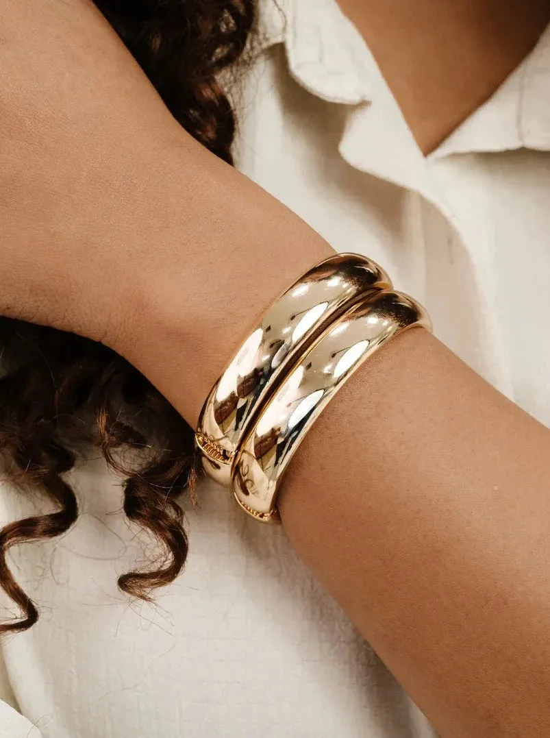 18k SIMPLE STACKABLE BANGLE BRACELET SET