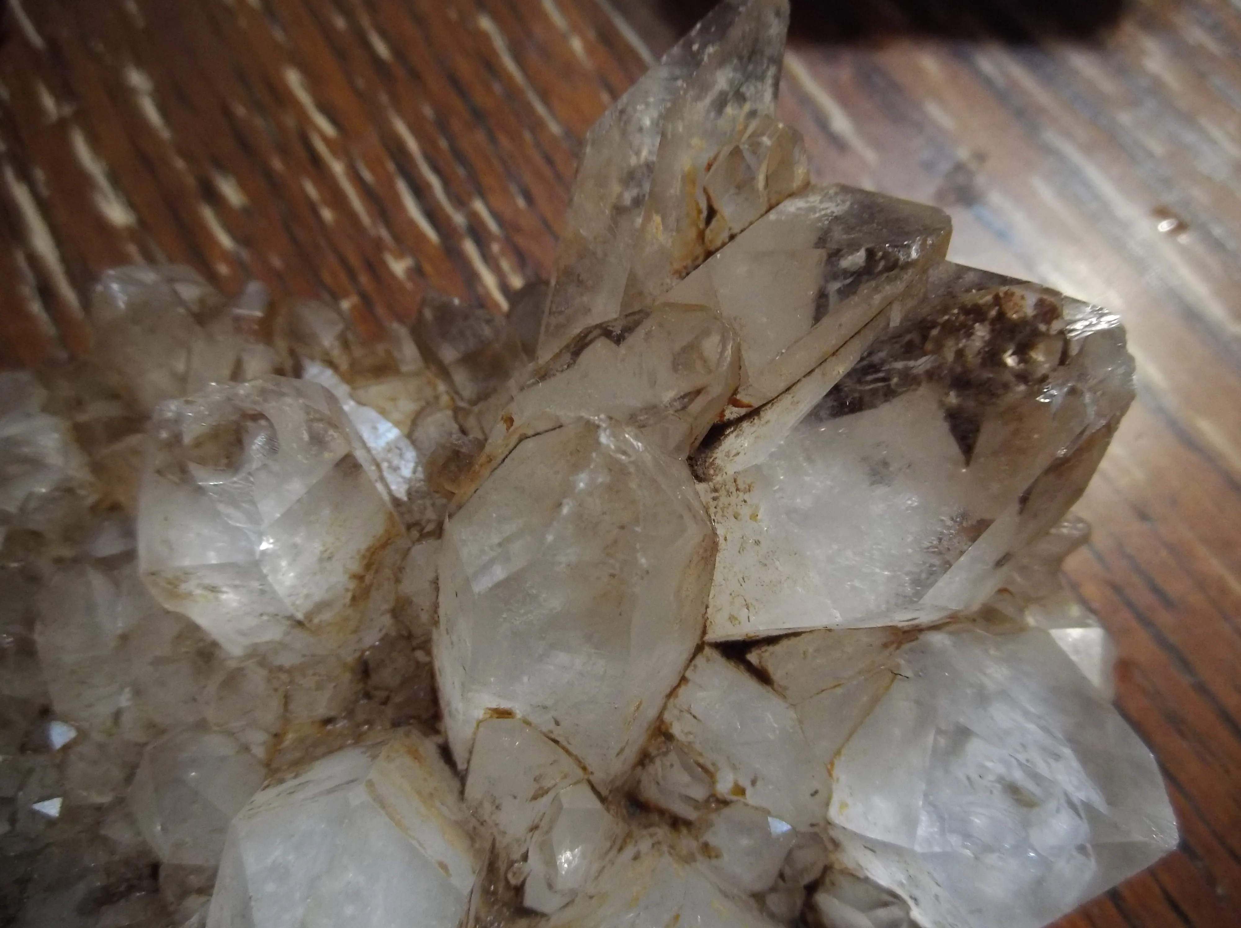 1lb 1oz QUARTZ CRYSTAL SPECIMAN