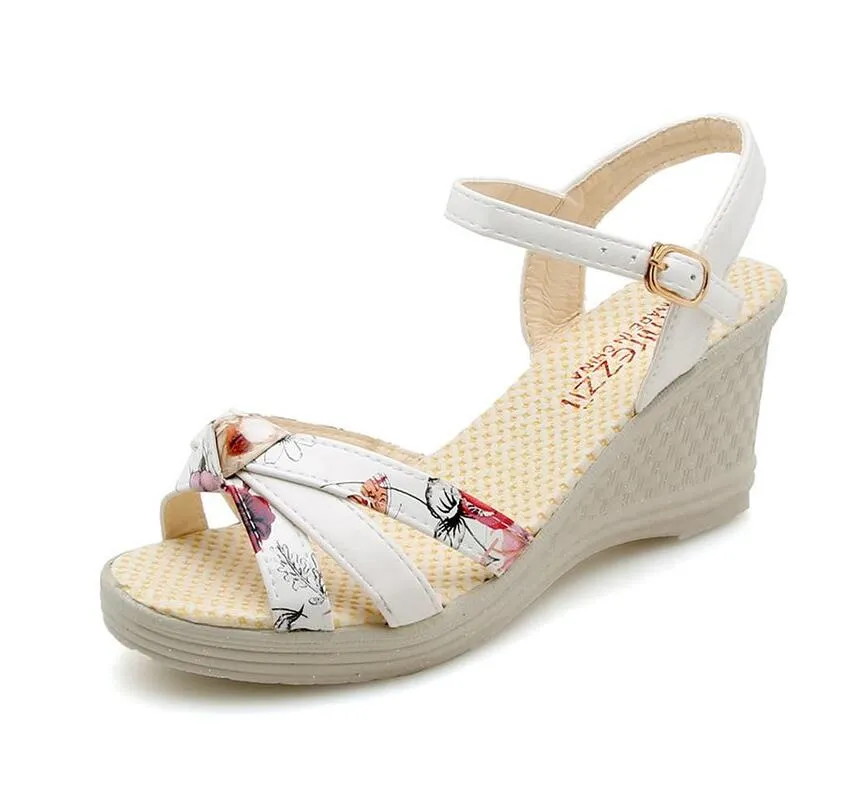 Bohemian Fashion Buckle Classic Non-slip Sandals