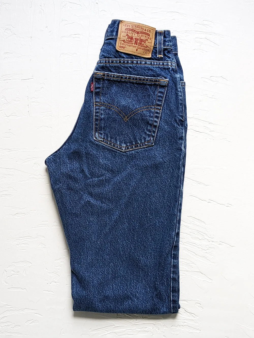 LEVIS True Blue High Rise 550s Jeans