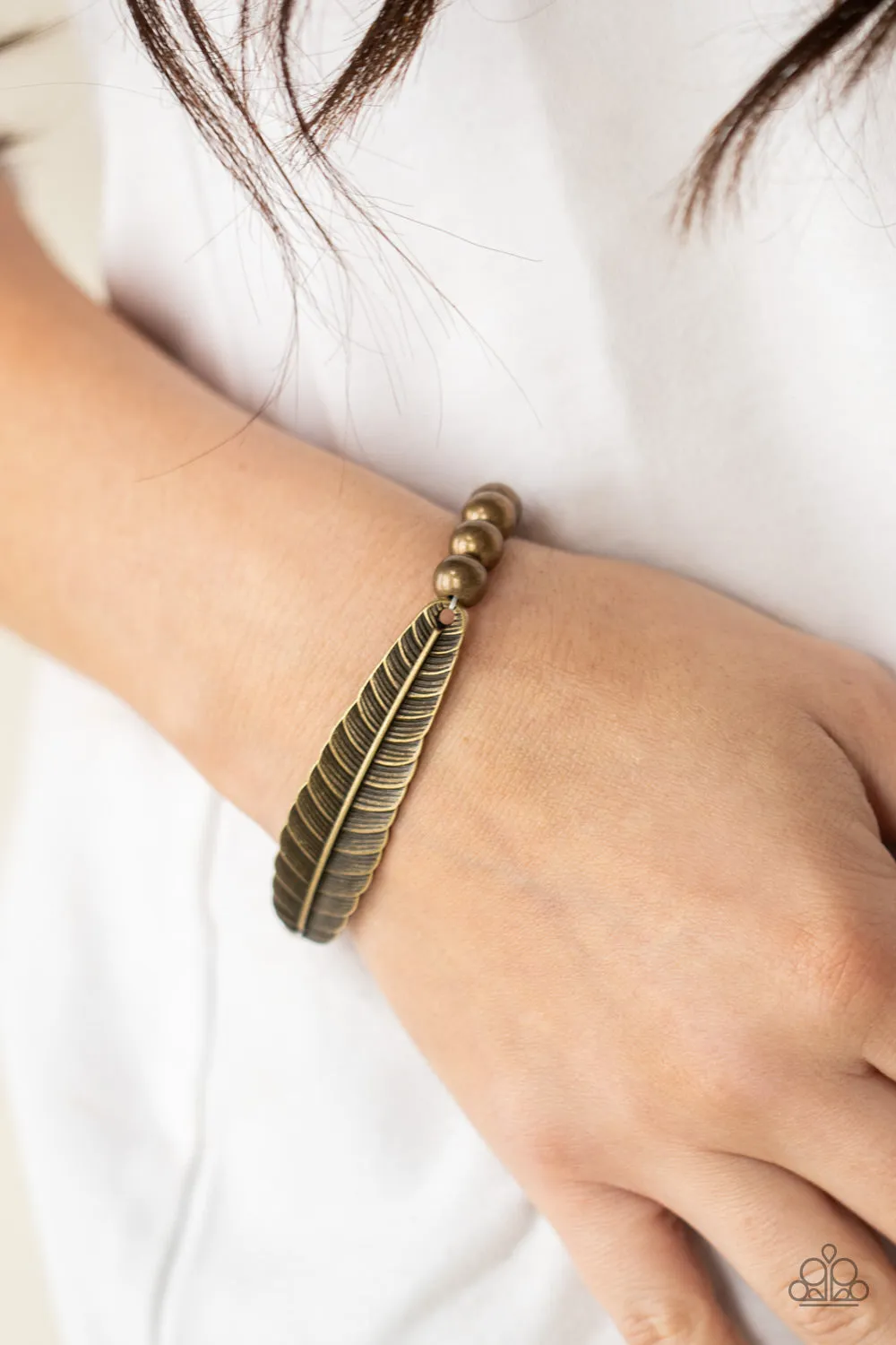 Paparazzi Featherlight Fashion - Brass Bracelet