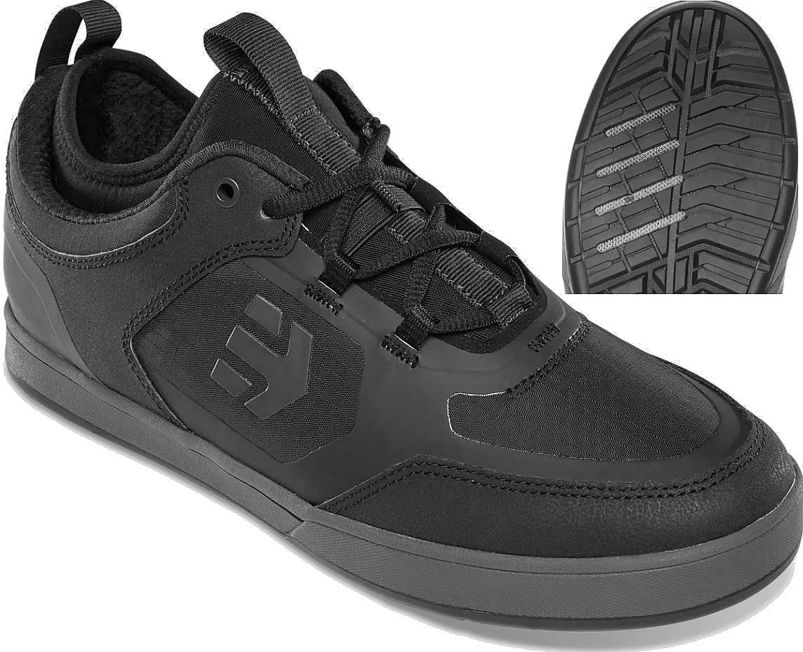 shoes Etnies Camber Pro WR - Black - men´s