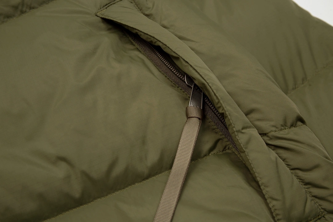 The North Face 1996 Classic Hidden Hood Down Jacket Green 11.15