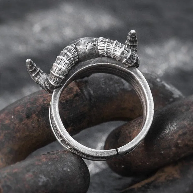 Vintage Retro Punk Skull Devil Horn Ring